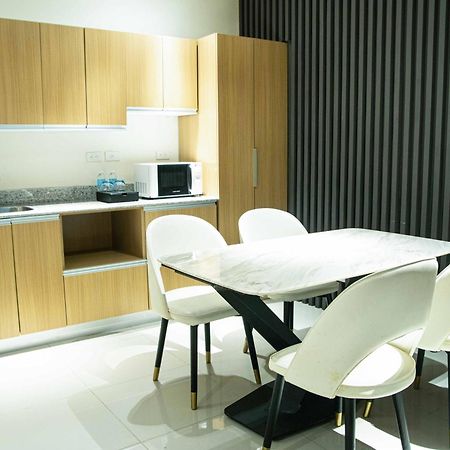 Noble Cebu Hotel Luaran gambar