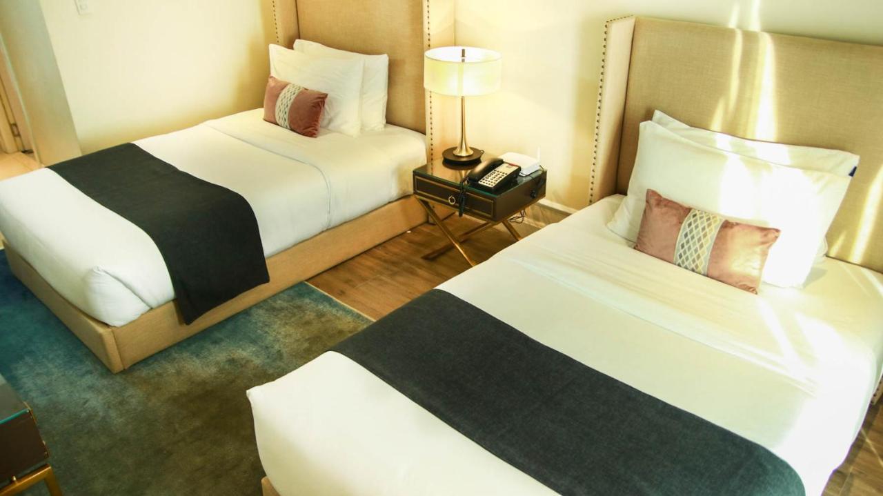 Noble Cebu Hotel Luaran gambar