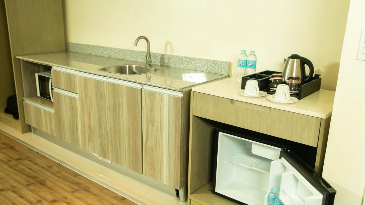 Noble Cebu Hotel Luaran gambar